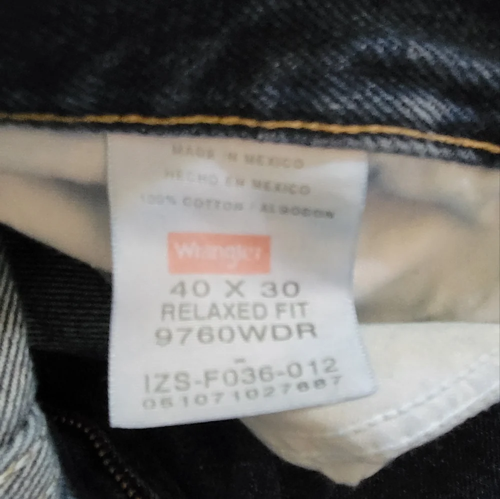 Wrangler Men's Blue Jeans Size 40 X 30